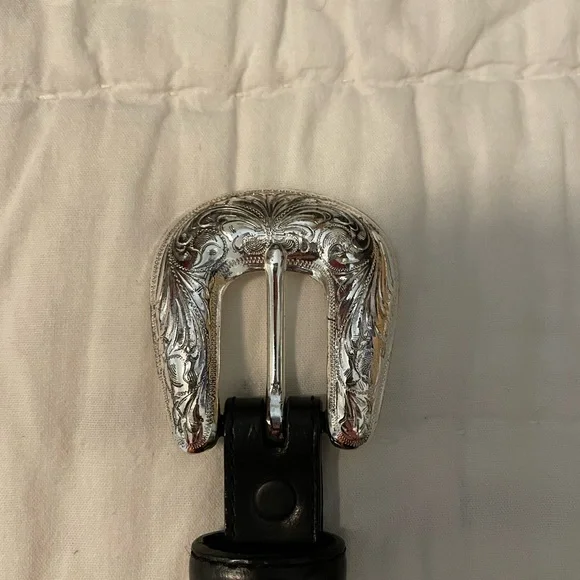 Vintage Tony Lama Black Leather and Silver Concho Women's Western Belt - Picture 3 of 4